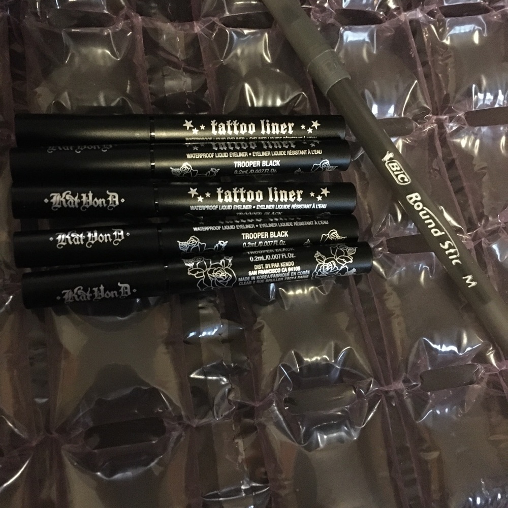 Kat Von D Tattoo eyeliners TROOPER MINIS 5!